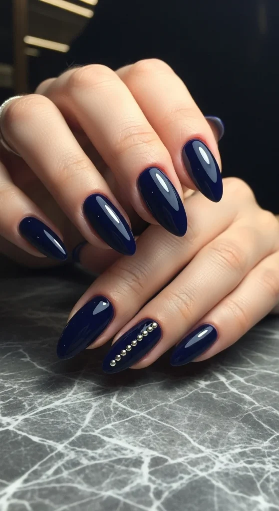 Midnight Blue – Modern Dark Chic