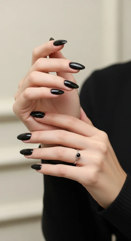 Classic Jet Black NailsClassic Jet Black Nails