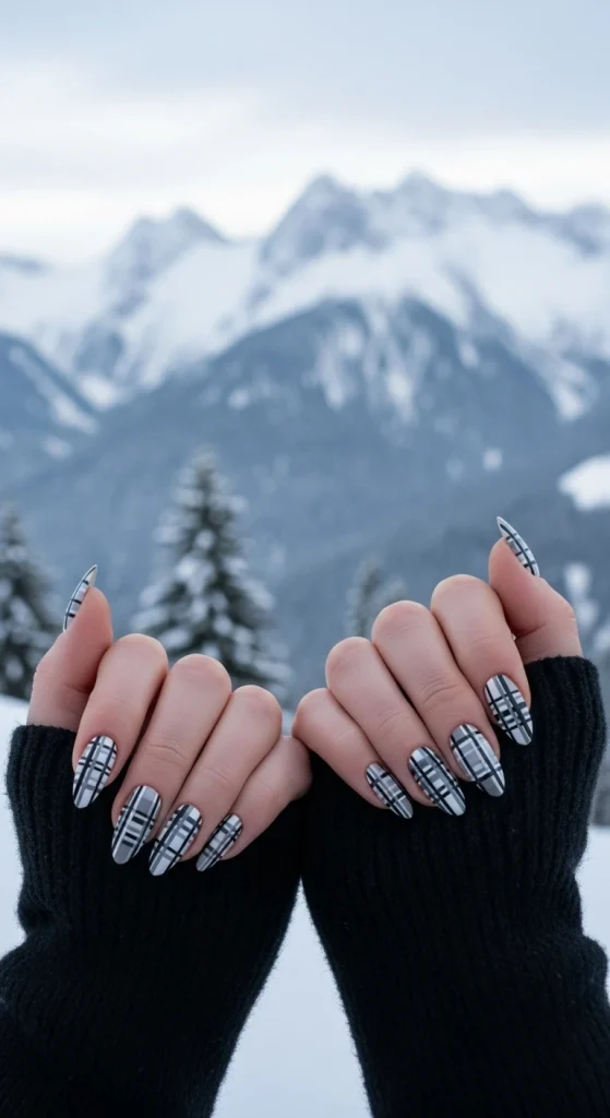 Monochrome Plaid for Modern Chic