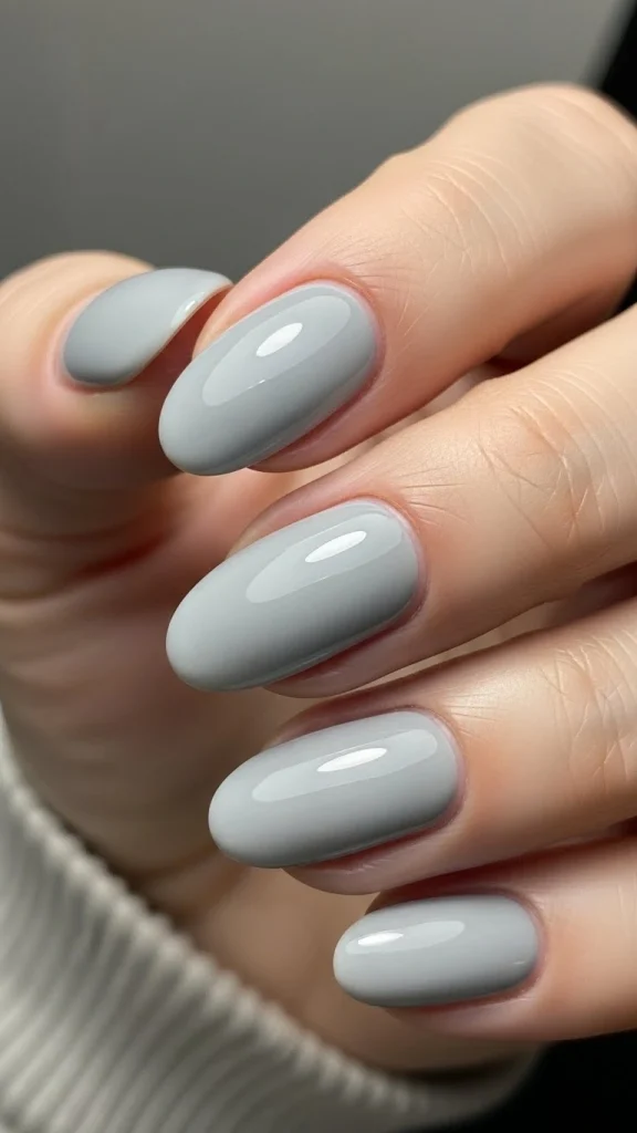 Pale Grey Nails With a Sleek Surface